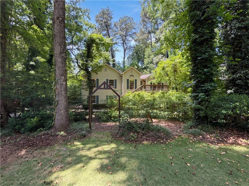 Listing photo 1