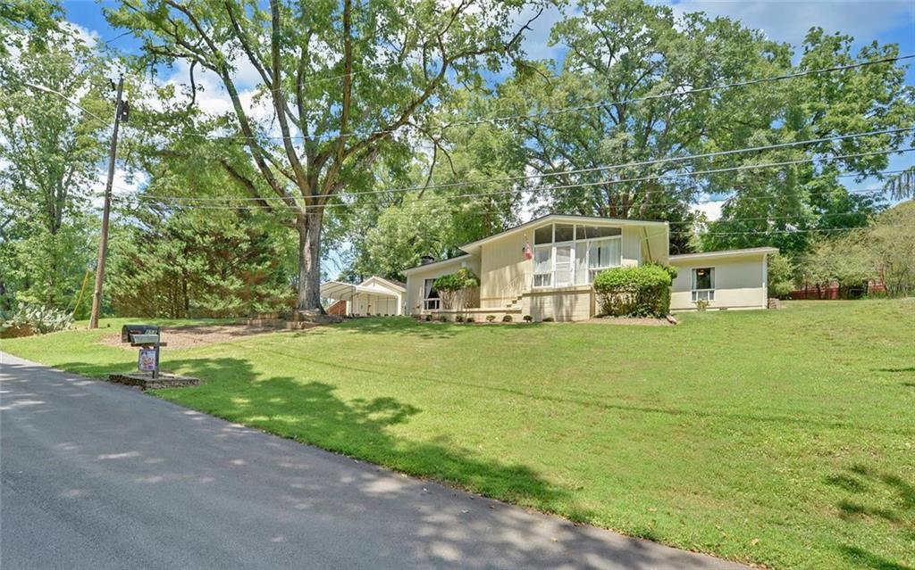 Listing photo 1
