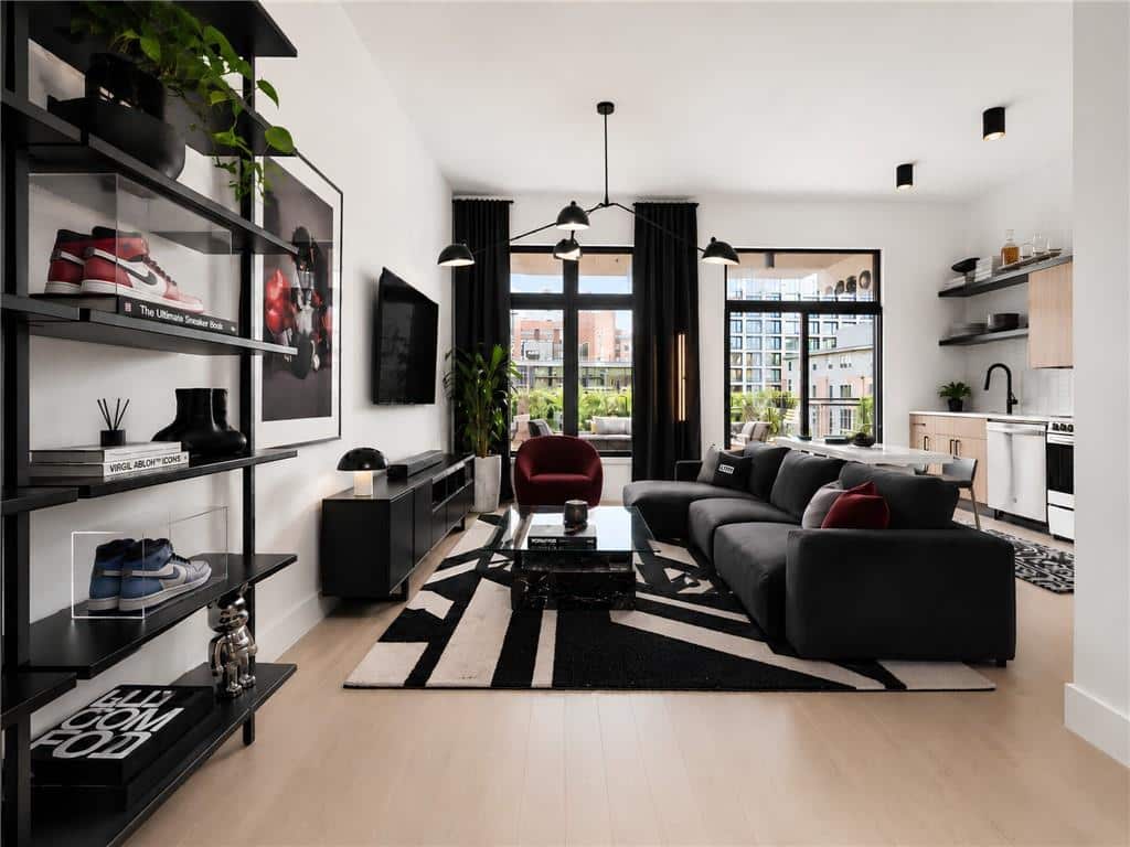 Listing photo 1