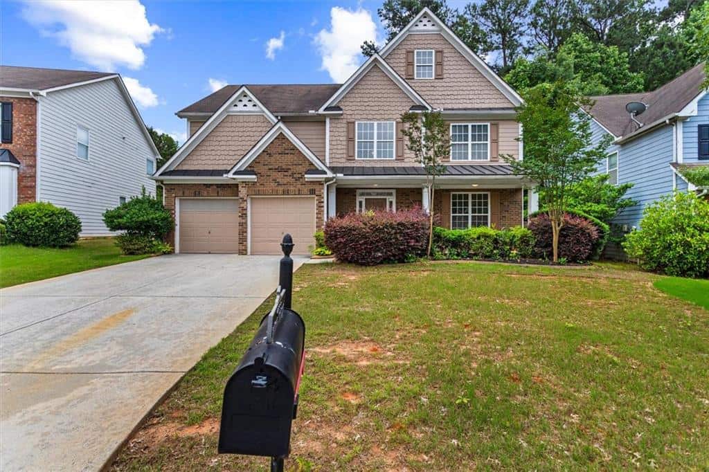Listing photo 1