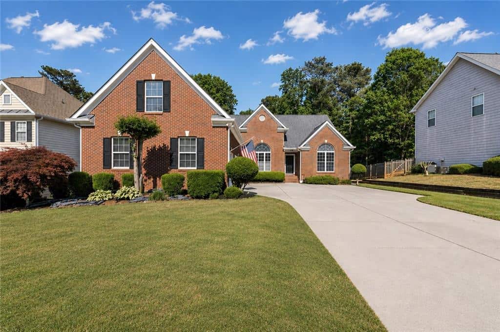 Listing photo 1