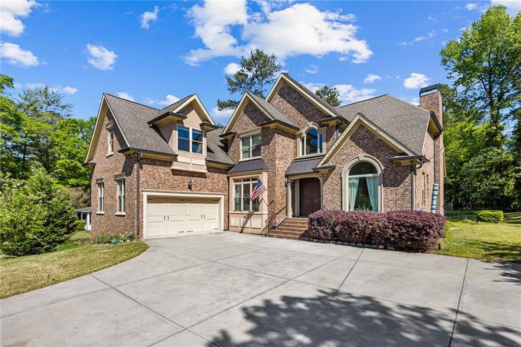 Listing photo 1
