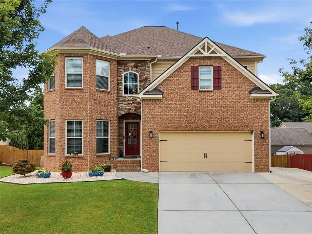 Listing photo 1