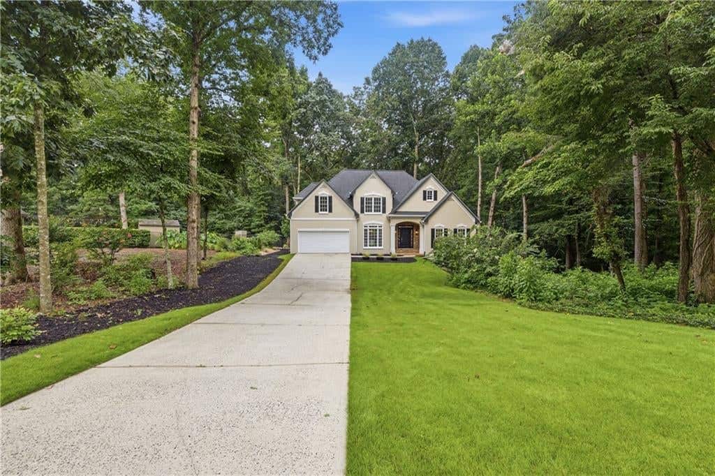 Listing photo 1