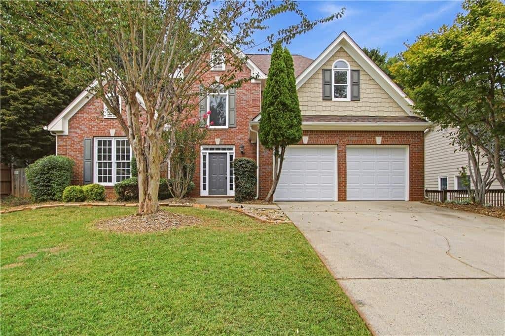 Listing photo 1
