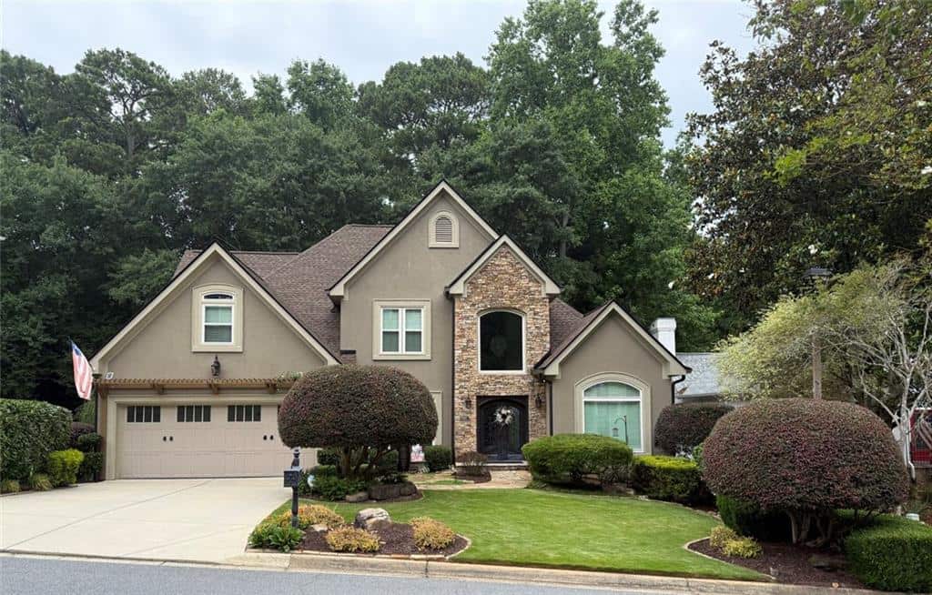 Listing photo 1