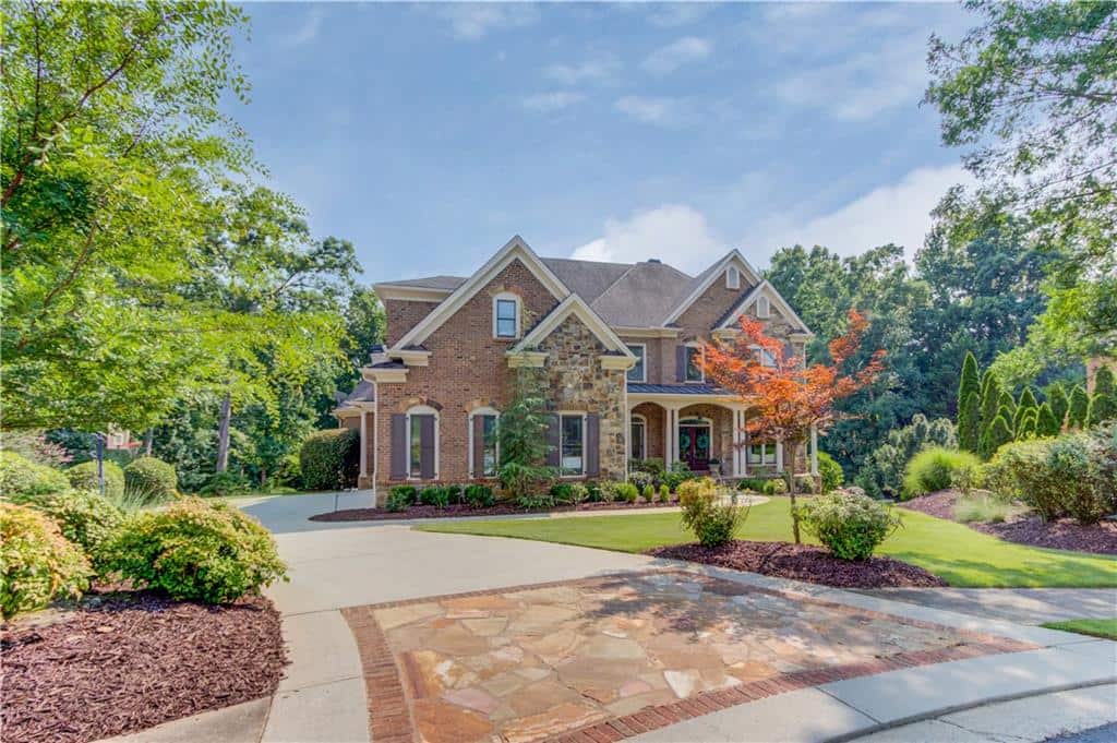 Listing photo 1