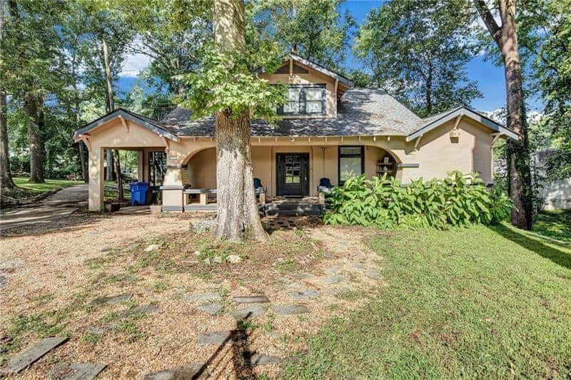 Listing photo 1