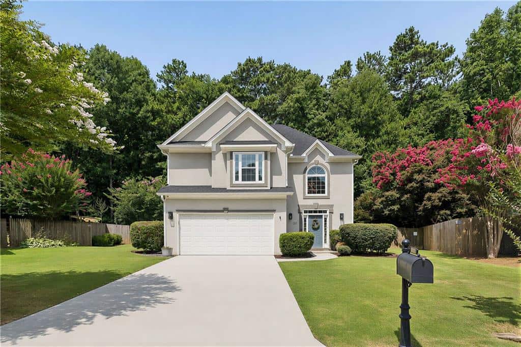 Listing photo 1