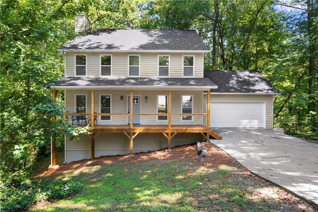 Listing photo 1