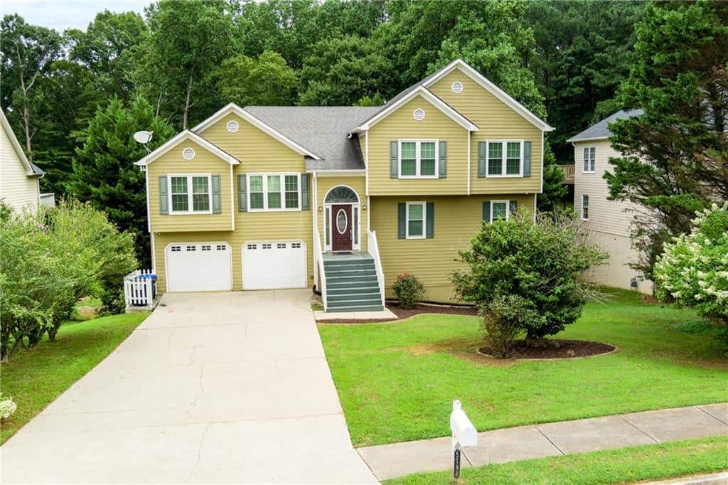 Listing photo 1