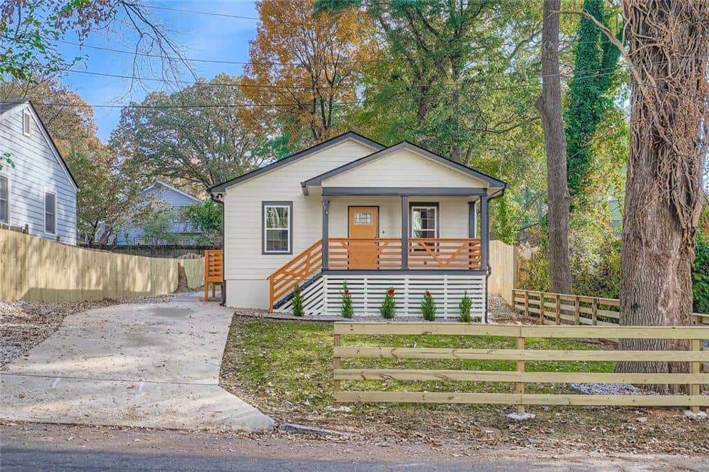 Listing photo 1