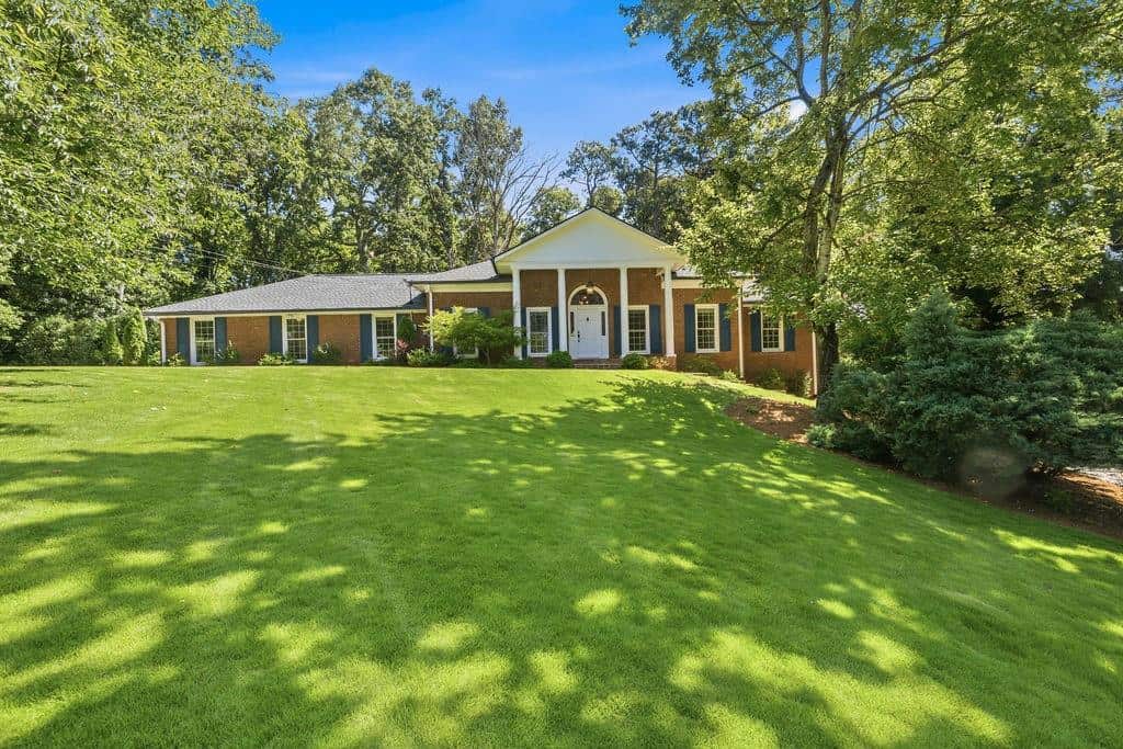Listing photo 1