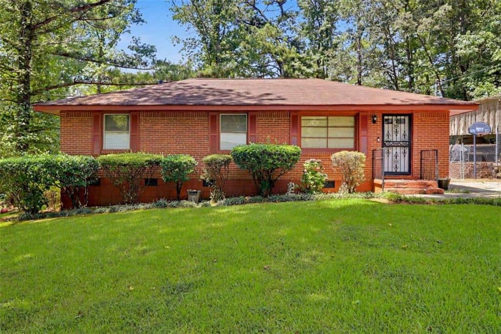 Listing photo 1