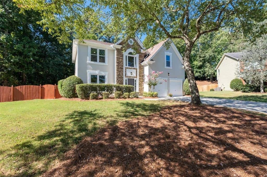 Listing photo 1