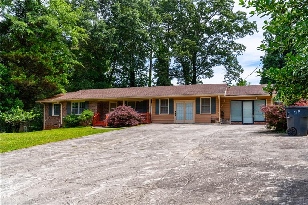 Listing photo 1