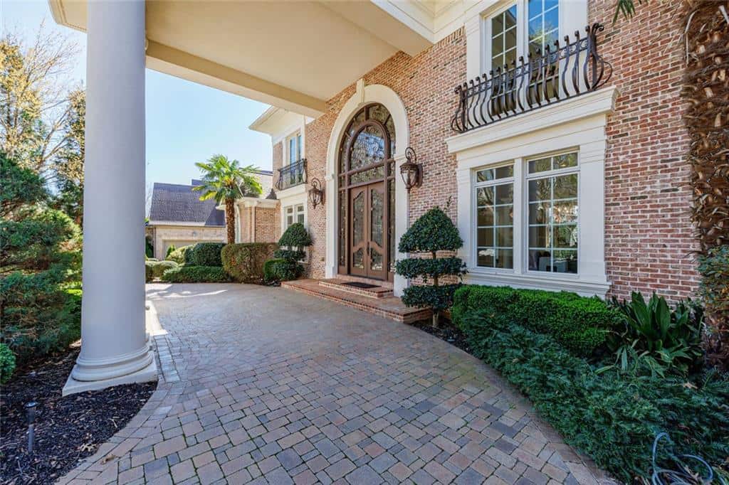Listing photo 1