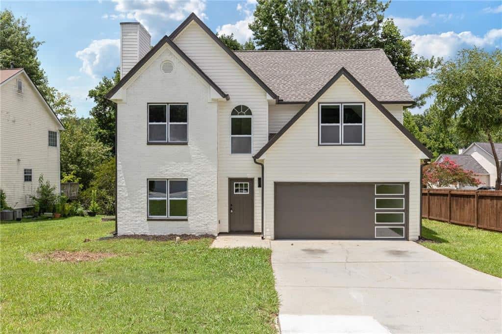 Listing photo 1