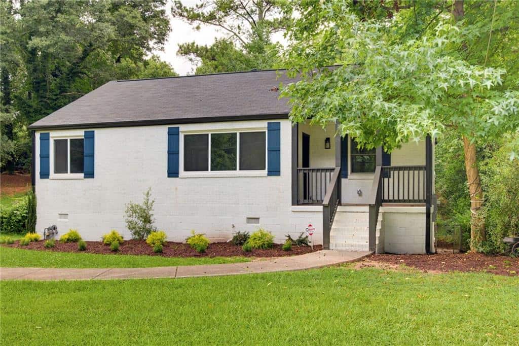 Listing photo 1