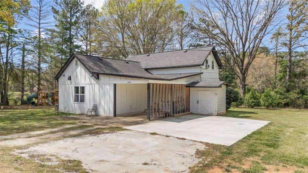 Listing photo 1