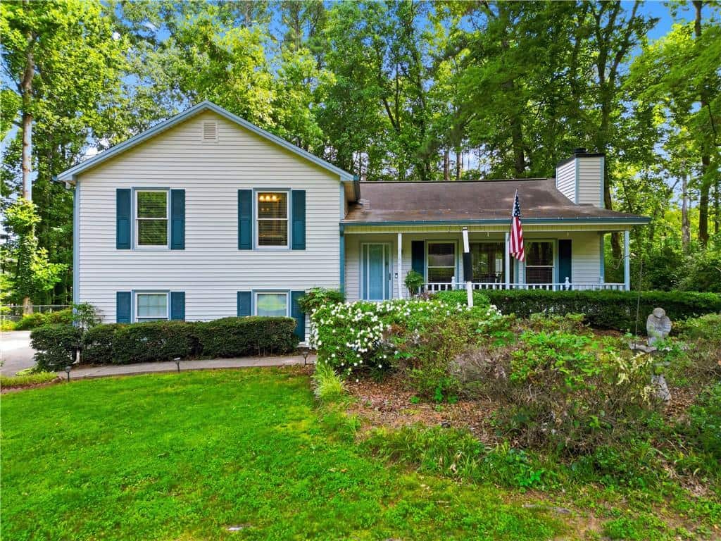 Listing photo 1