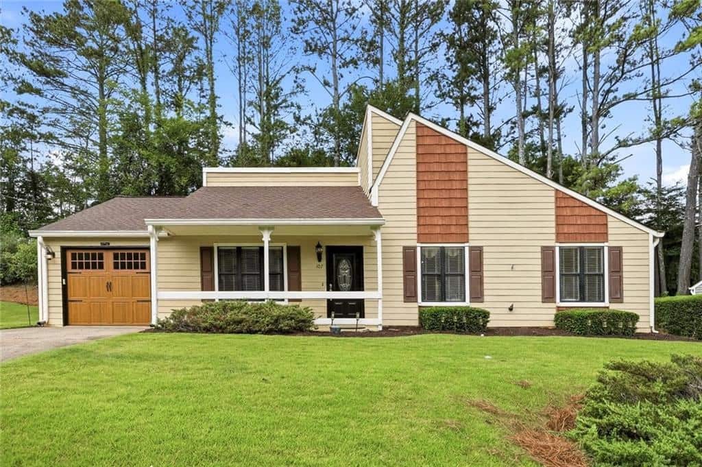 Listing photo 1