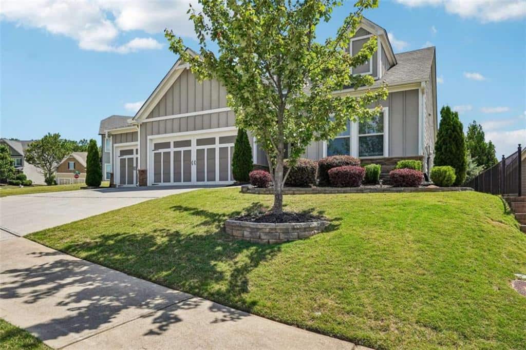 Listing photo 1