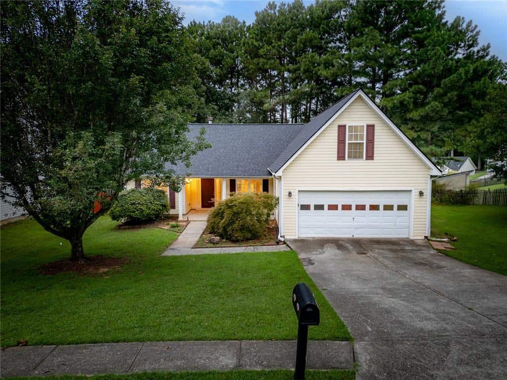 Listing photo 1