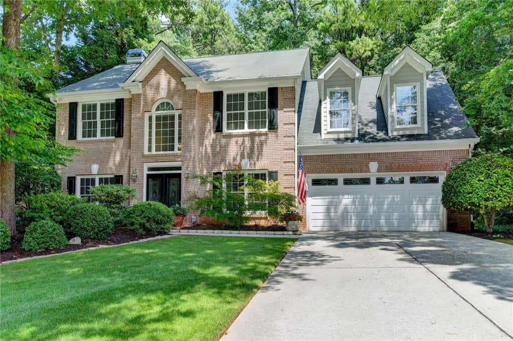 Listing photo 1