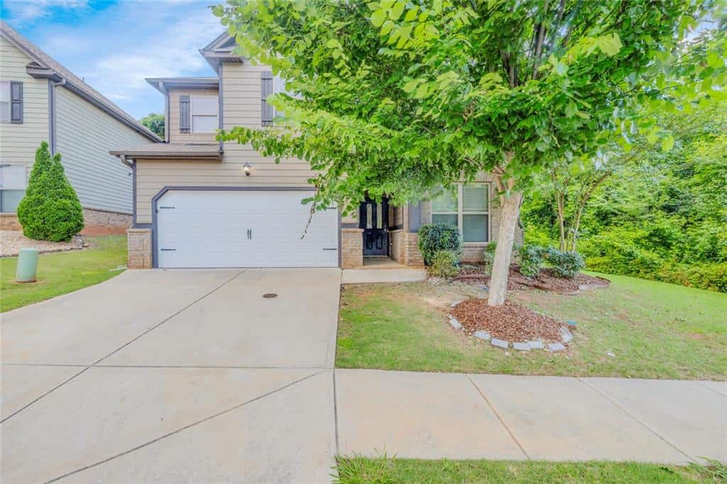 Listing photo 1