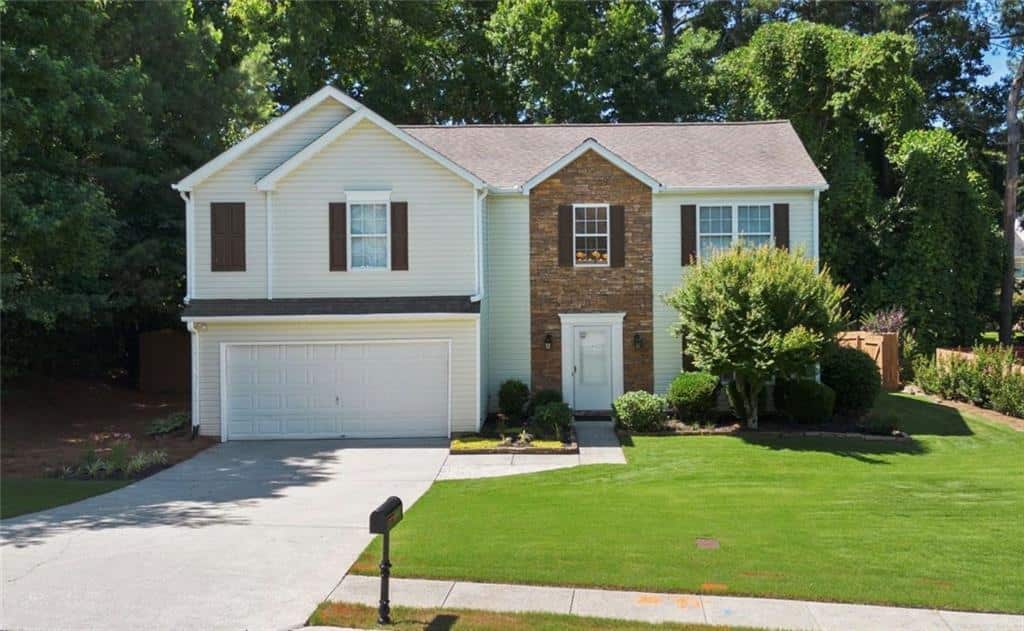 Listing photo 1