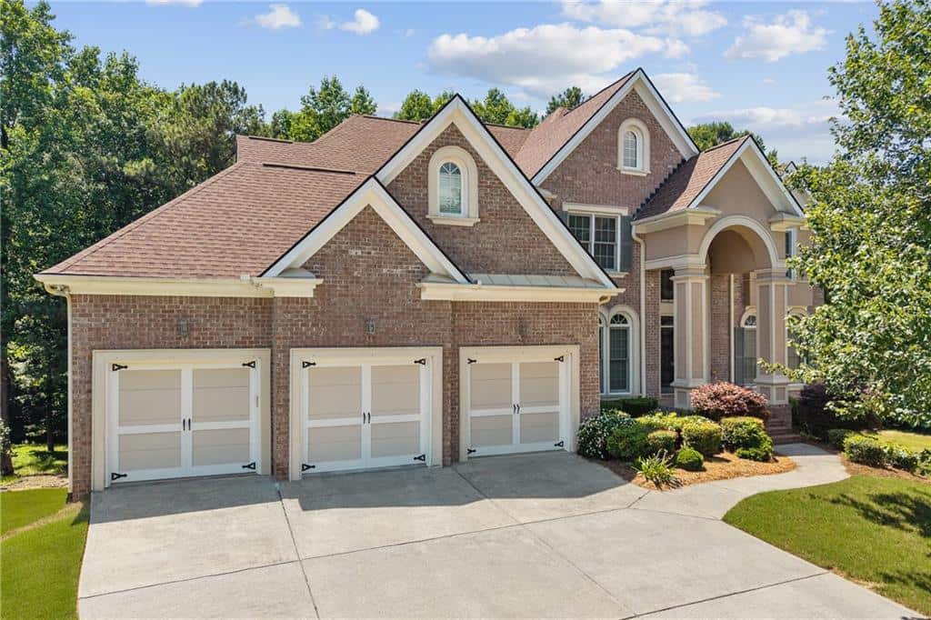 Listing photo 1