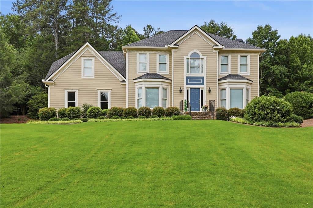 Listing photo 1