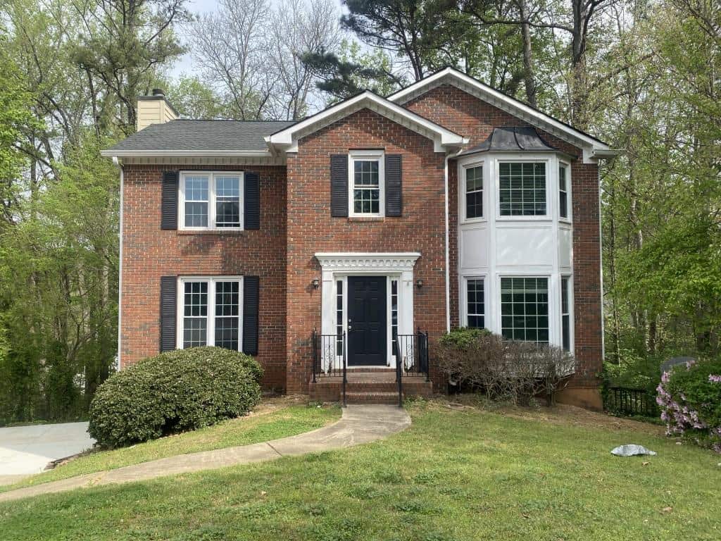 Listing photo 1