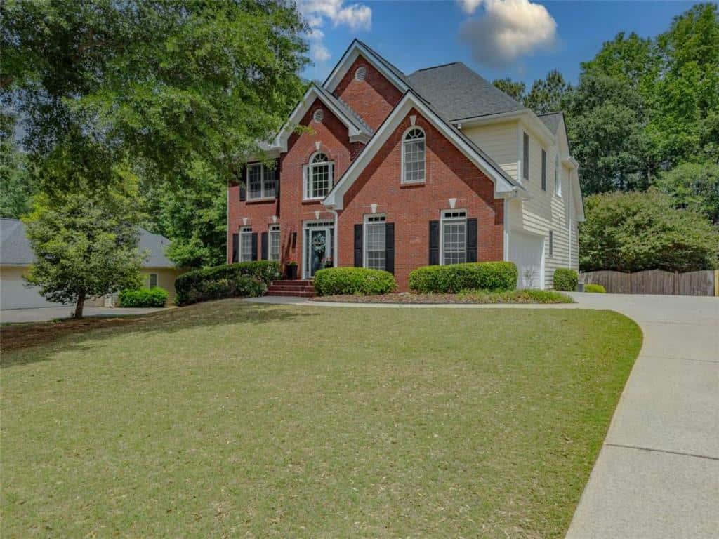 Listing photo 1