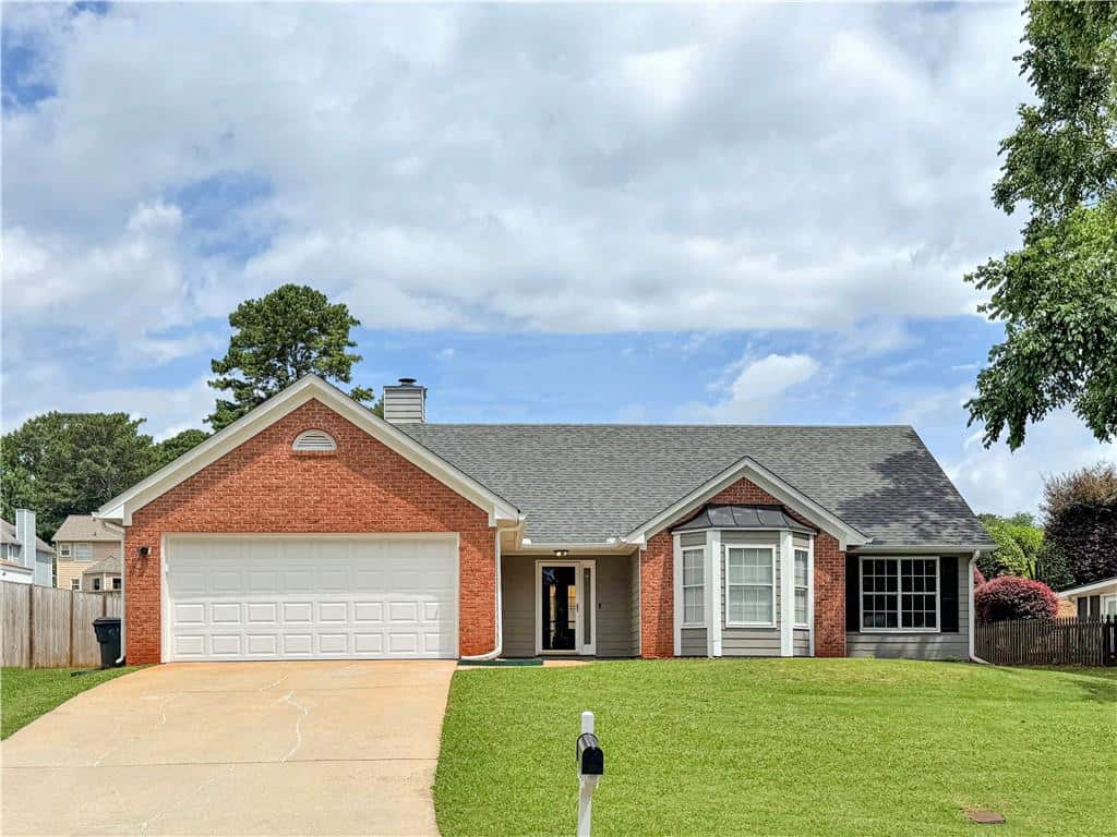 Listing photo 1