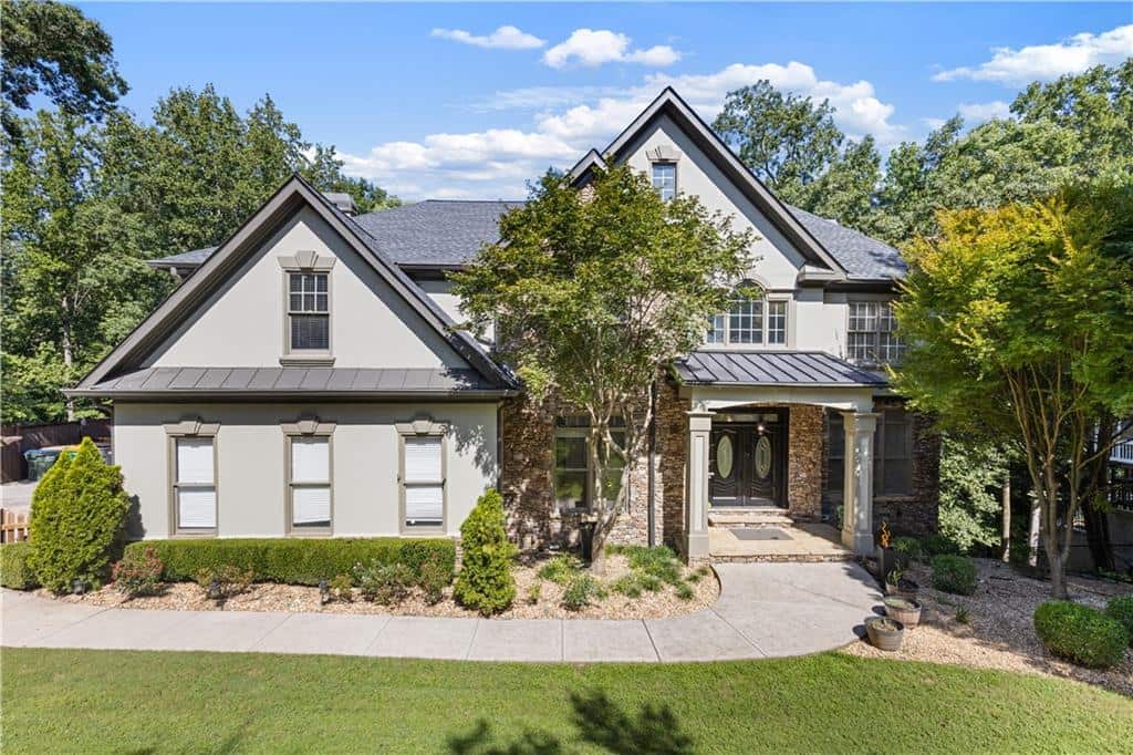 Listing photo 1