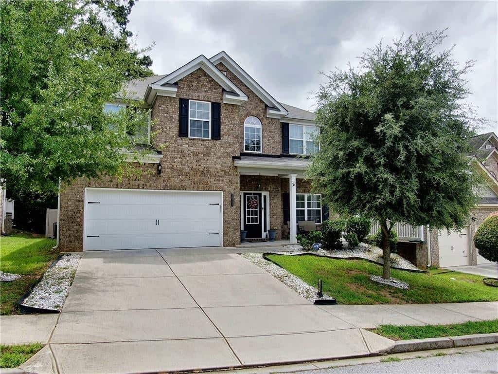 Listing photo 1