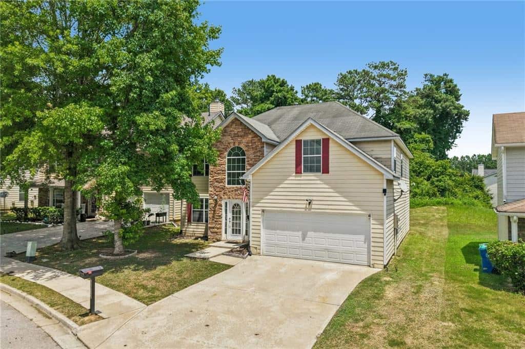 Listing photo 1