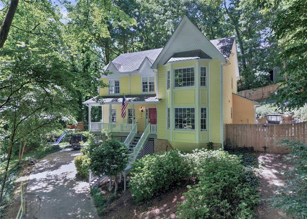 Listing photo 1