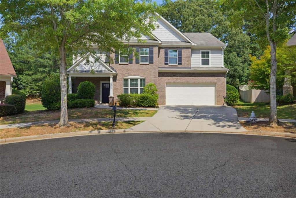 Listing photo 1