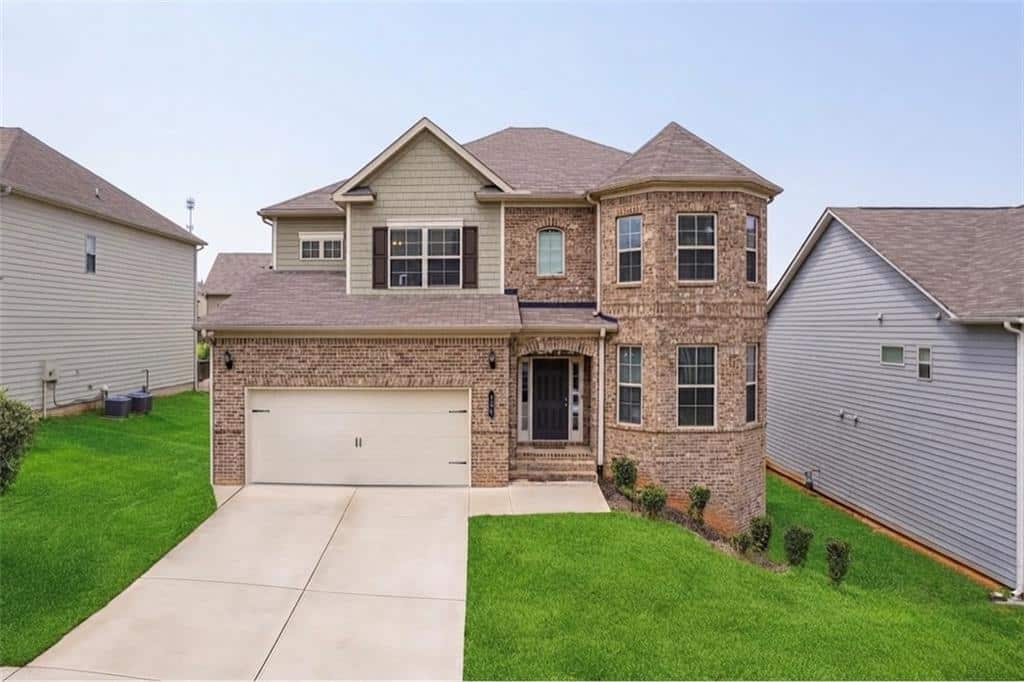Listing photo 1