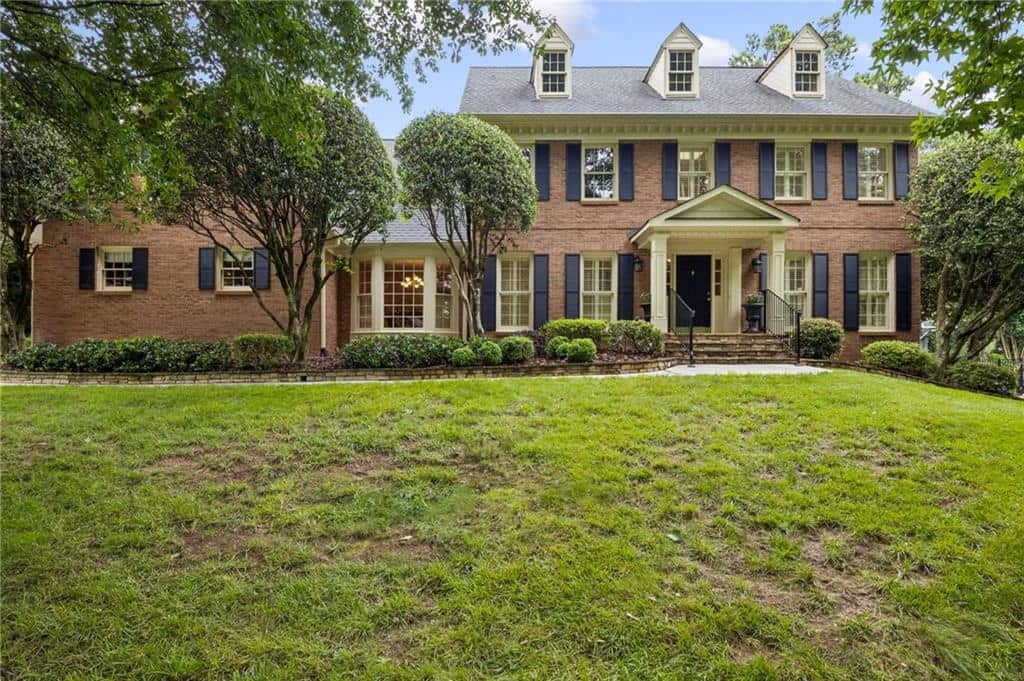 Listing photo 1