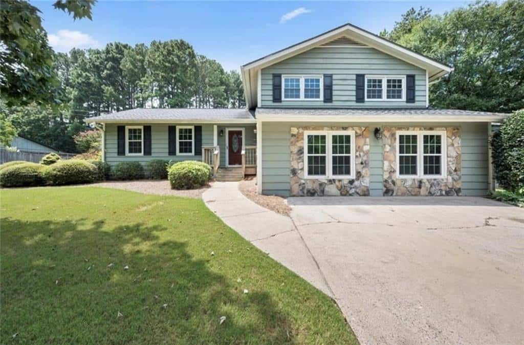 Listing photo 1