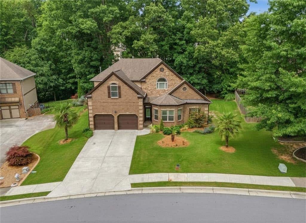 Listing photo 1