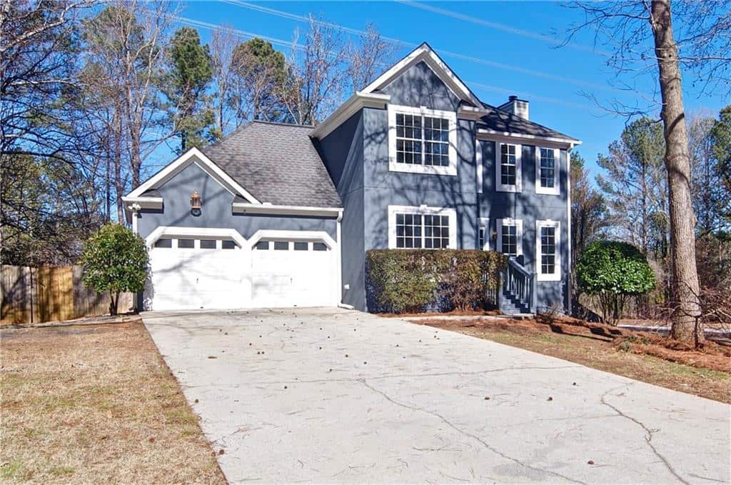Listing photo 1