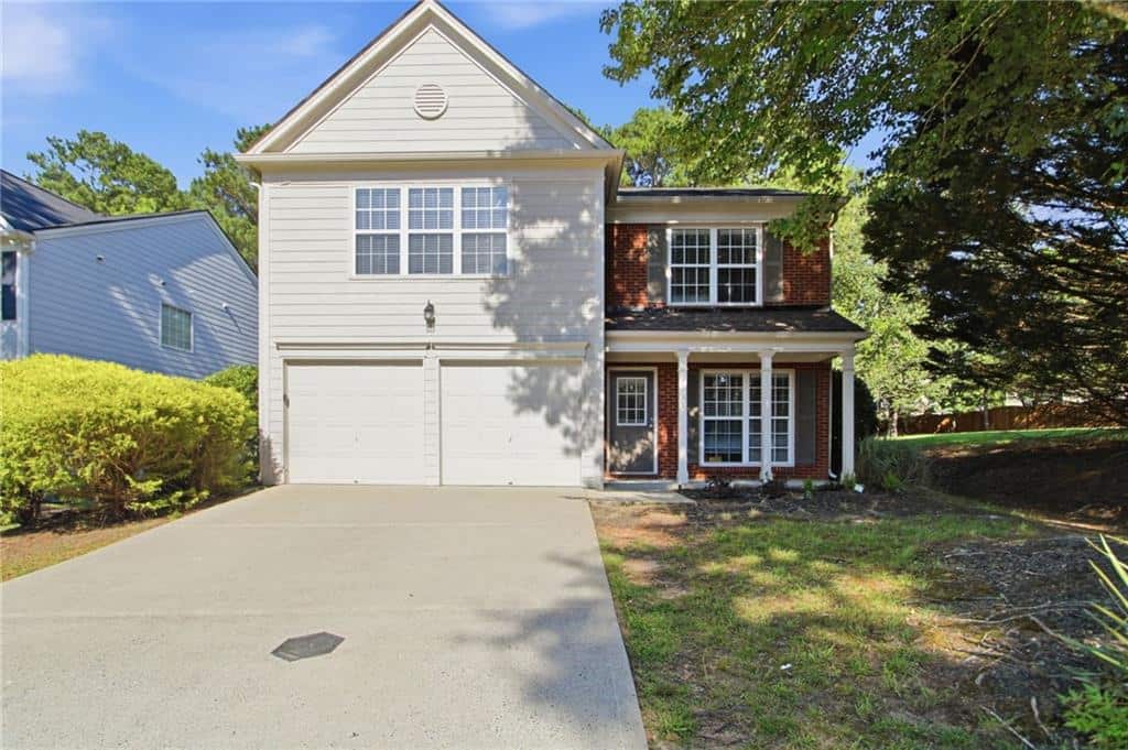 Listing photo 1