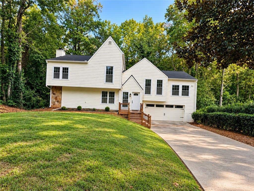 Listing photo 1