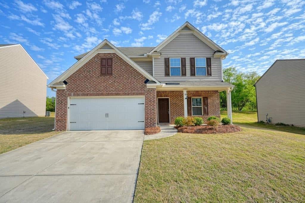 Listing photo 1