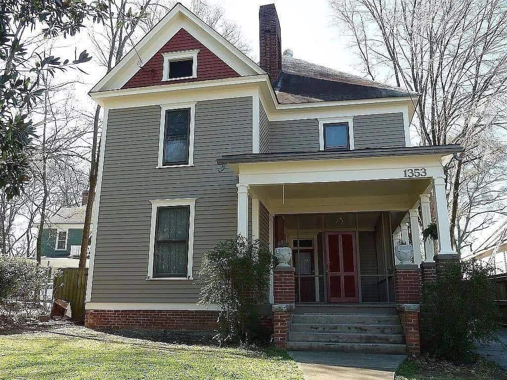 Listing photo 1